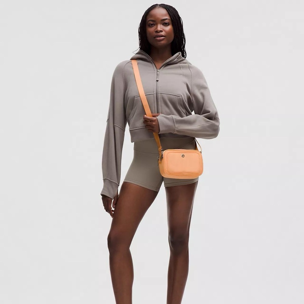 Lululemon Crossbody Camera Bag 2L- Rock Melon
